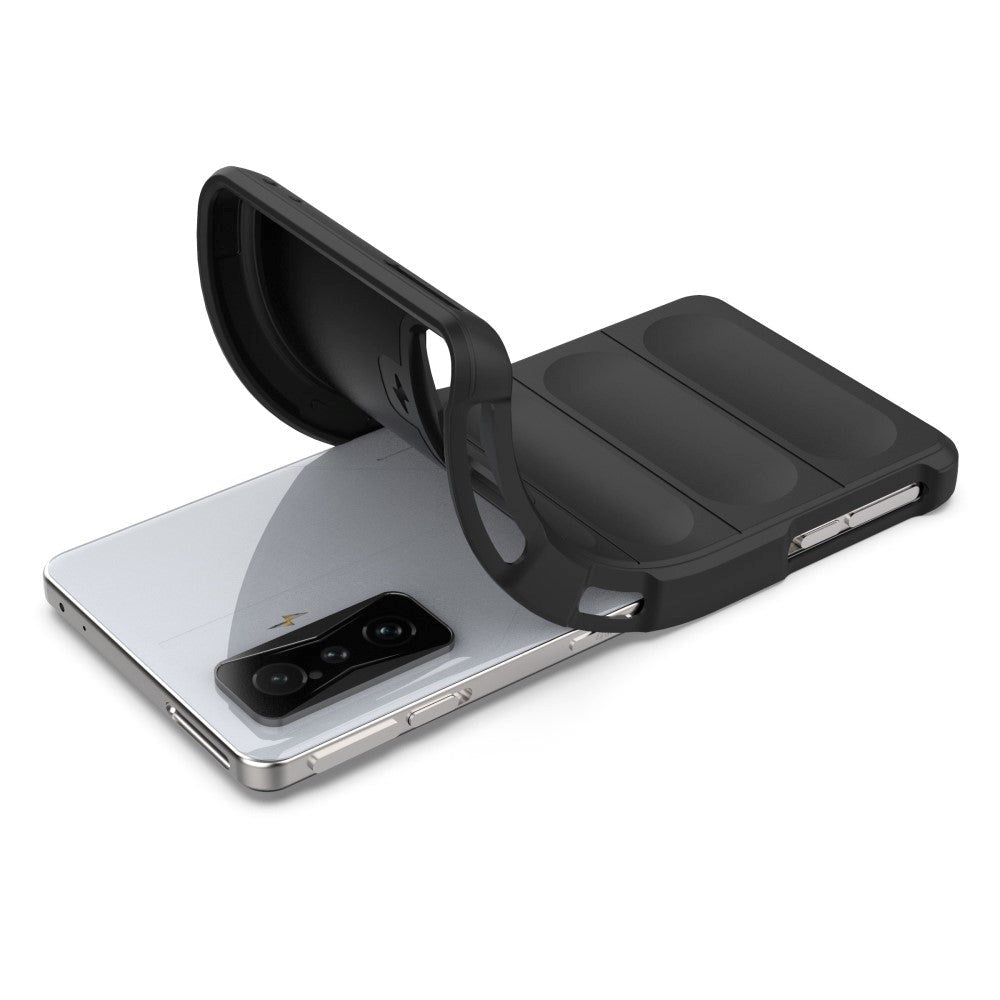 Xiaomi Poco F4 GT Fleksibelt Plastik Mobil Cover - Sort