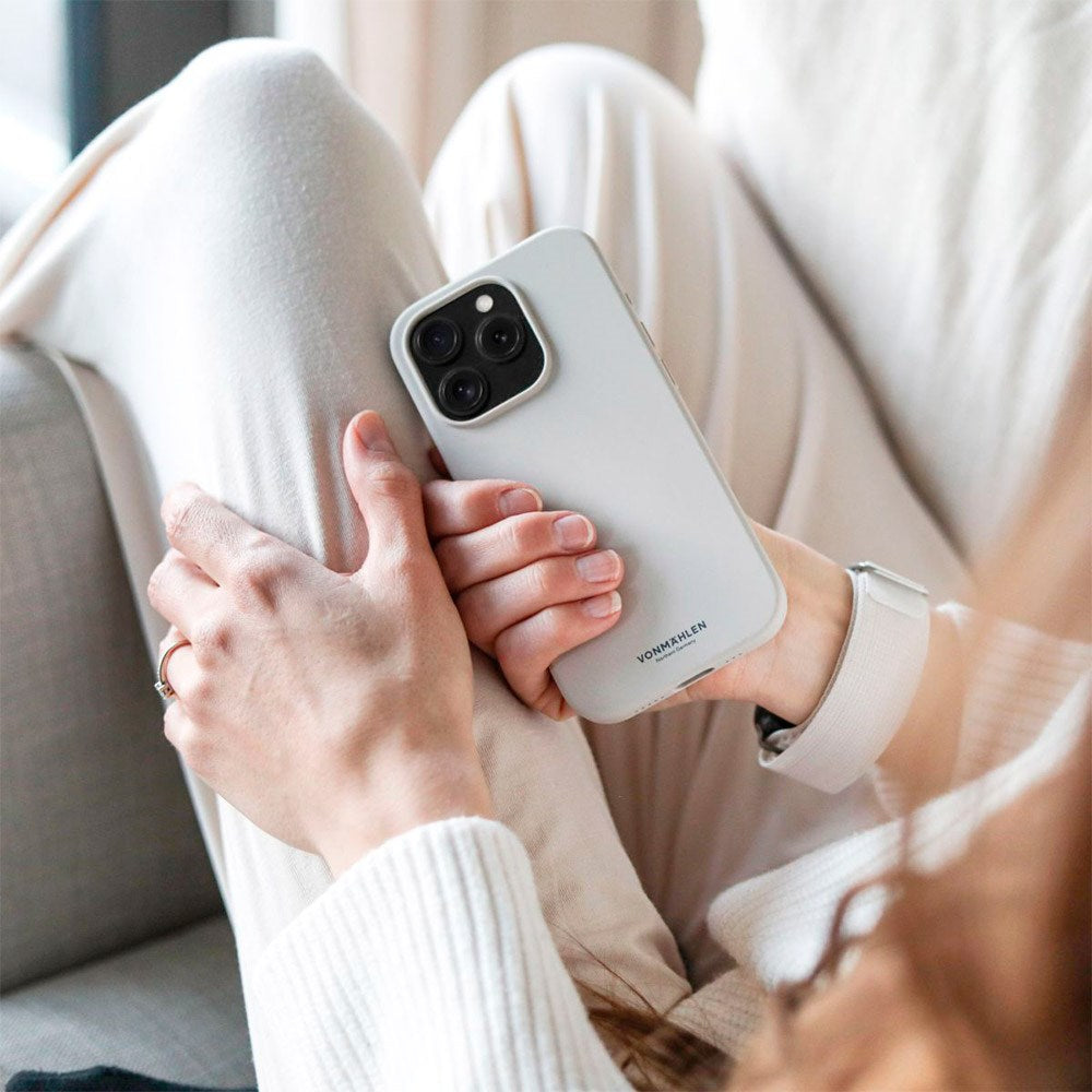 iPhone 13 Pro Vonmählen Eco Silikone Bagside Cover - MagSafe Kompatibel - Grå