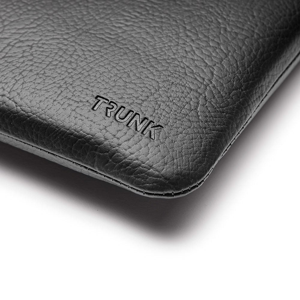 Trunk Vegansk Læder Sleeve til Laptop 13" (30,5 x 22 x 2 cm) - Black Apple Peel