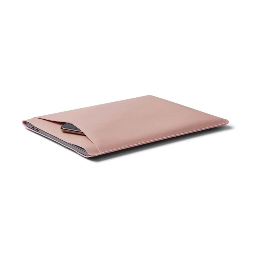 Philbert UltraSlim 13" Vegansk Læder MacBook / Laptop Sleeve m. Strop (31,0 x 22,5 x 2 cm) - Lyserød