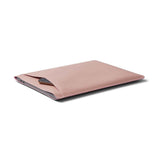 Philbert UltraSlim 16" Vegansk Læder MacBook / Laptop Sleeve m. Strop (36,5 x 26 x 2 cm) - Lyserød