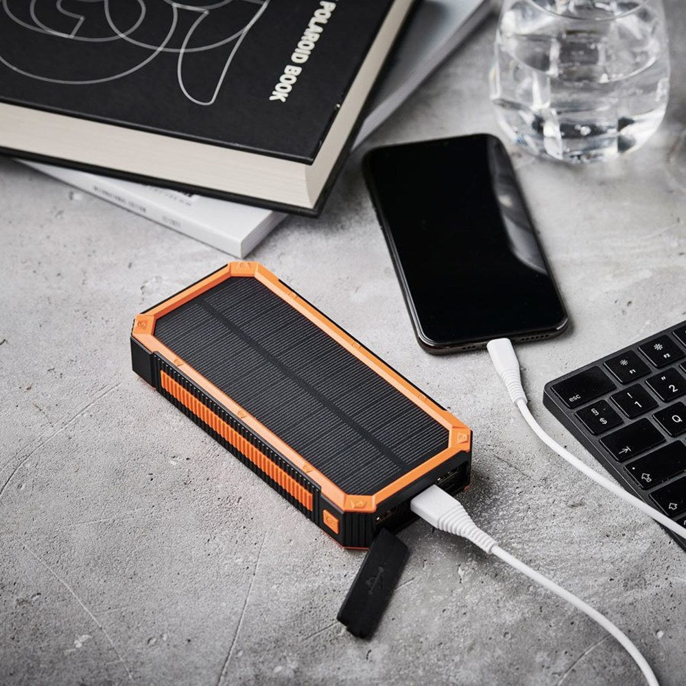Lippa Solcelle PowerBank 20.000 mAh 20W 3 x USB-A / 1 x USB-C - Orange / Sort