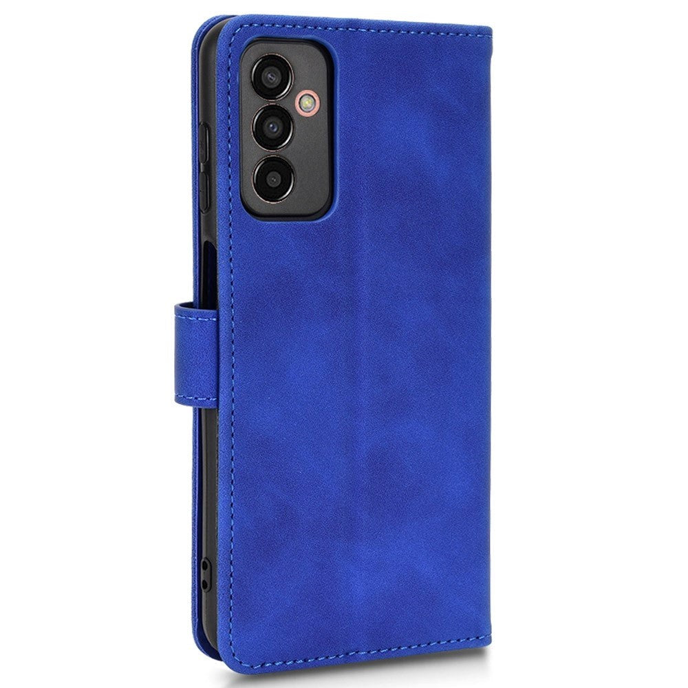 Samsung Galaxy M13 Læder Flip Cover m. Kortholder og Magnetisk Luk - Blå