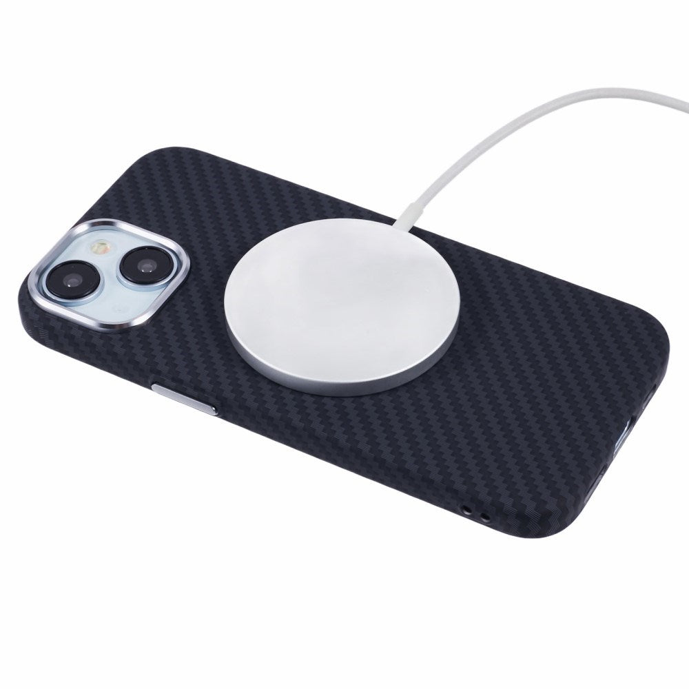 EIDERWOOD - Mønstret Carbon Cover - iPhone 15 - MagSafe Kompatibel - Black