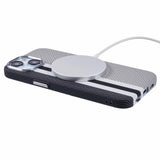 EIDERWOOD - Mønstret Carbon Cover - iPhone 14 - MagSafe Kompatibel - Grey Stripes