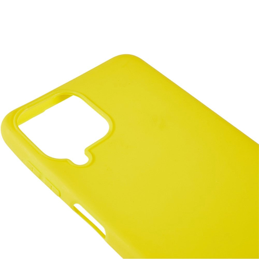 Samsung Galaxy M33 Mat Fleksibelt Plastik Mobil Cover - Gul