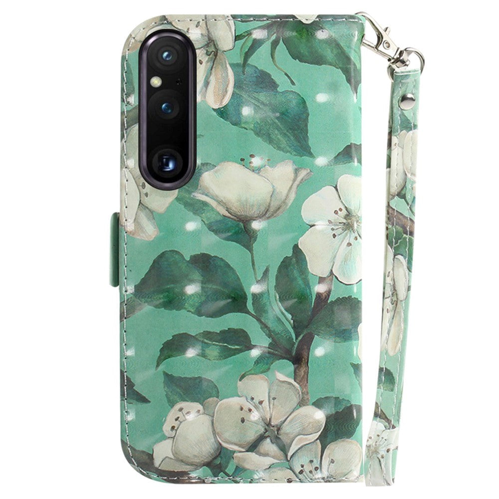 Sony Xperia 1 V Læder Mobil Cover m. Print - Hvide Blomster