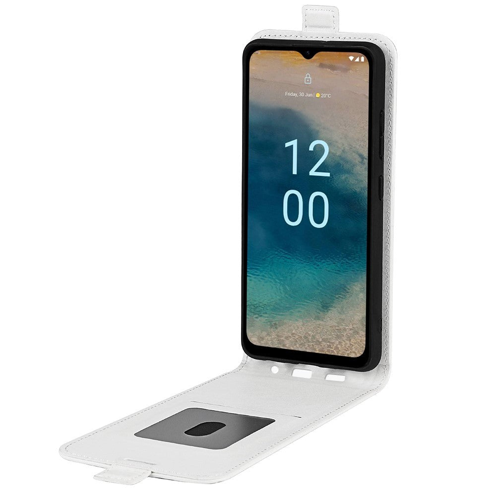 Nokia G22 Vertikalt Mobil Læder Cover m. Kortholder - Hvid