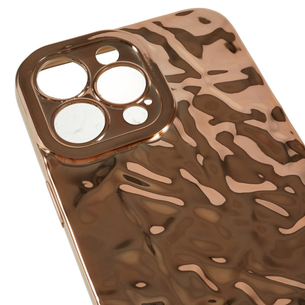 iPhone 13 Pro Skinnende Fleksibel Plastik Mobil Cover - Bølget Design - Guld