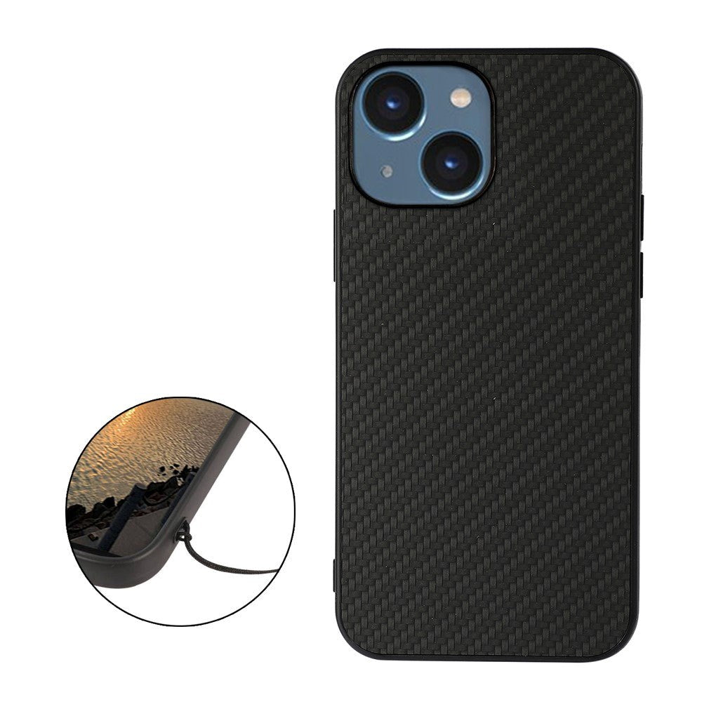 iPhone 15 Plastik Mobil Cover m. Carbon Tekstur - Sort
