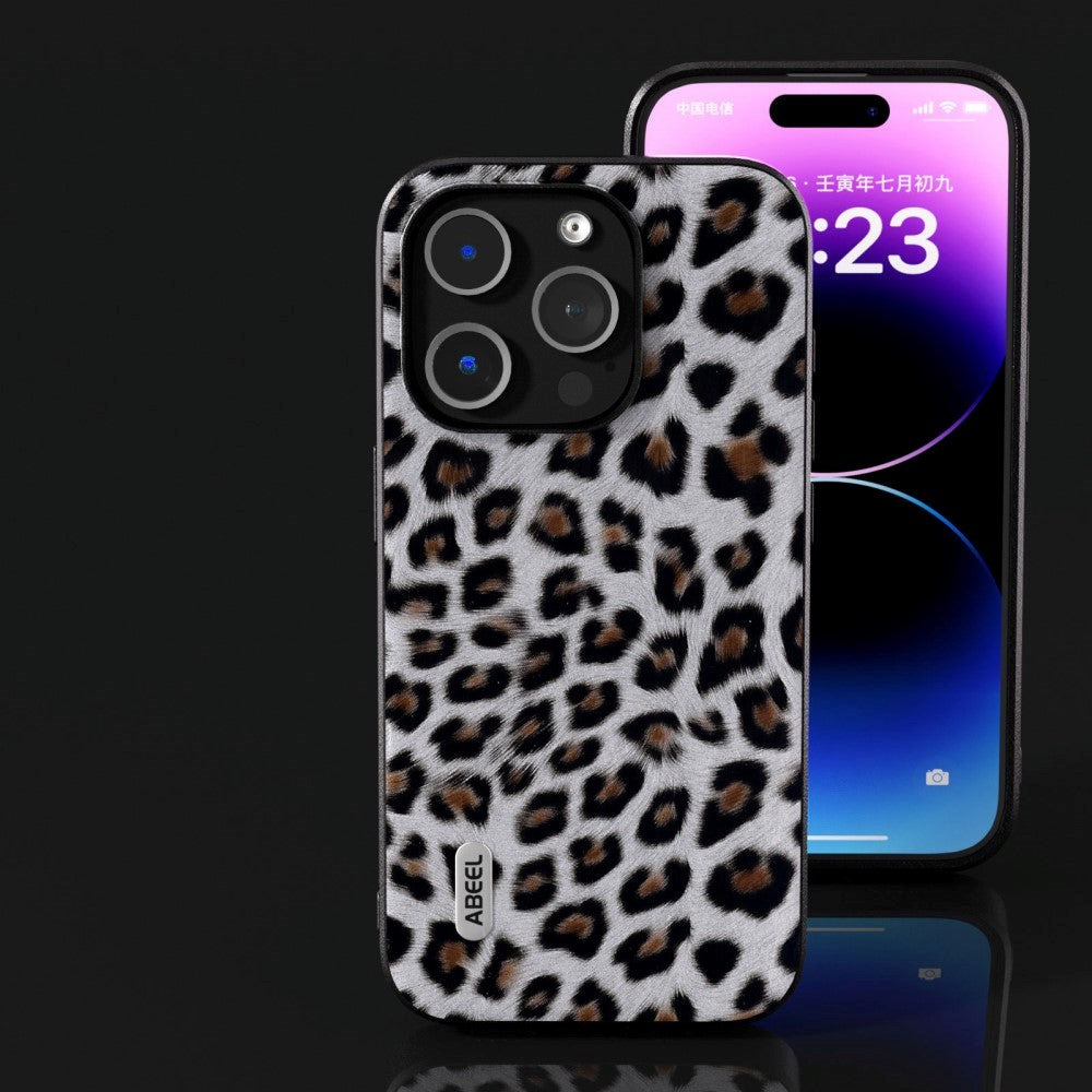 iPhone 15 Pro Max Fleksibelt Plast Mobil Cover - Leopard Mønster - Sølv