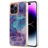 iPhone 15 Pro Fleksibel Plastik Bagside Cover - Lilla Marmor