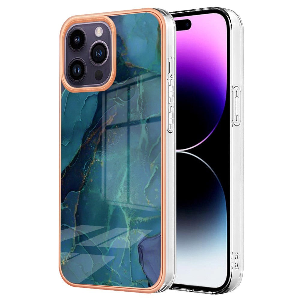 iPhone 15 Pro Fleksibel Plastik Bagside Cover - Grøn Marmor
