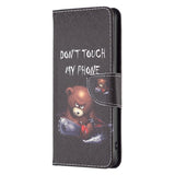 EIDERWOOD Google Pixel 8a Læder Mobil Cover m. Pung & Print - "Don't Touch My Phone" - Bjørn