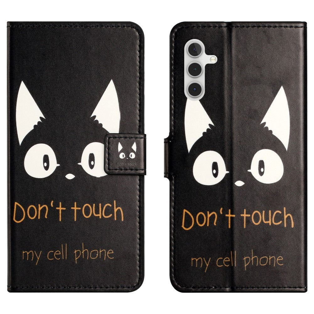 Samsung Galaxy S24 Læder Mobil Cover m. Pung & Ståfunktion - "Don't Touch My Cell Phone"