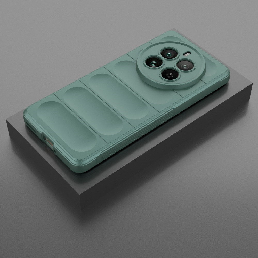 EIDERWOOD Realme 12 Pro (5G) / 12 Pro+ (5G) Fleksibelt Plastik Mobil Cover - Grøn