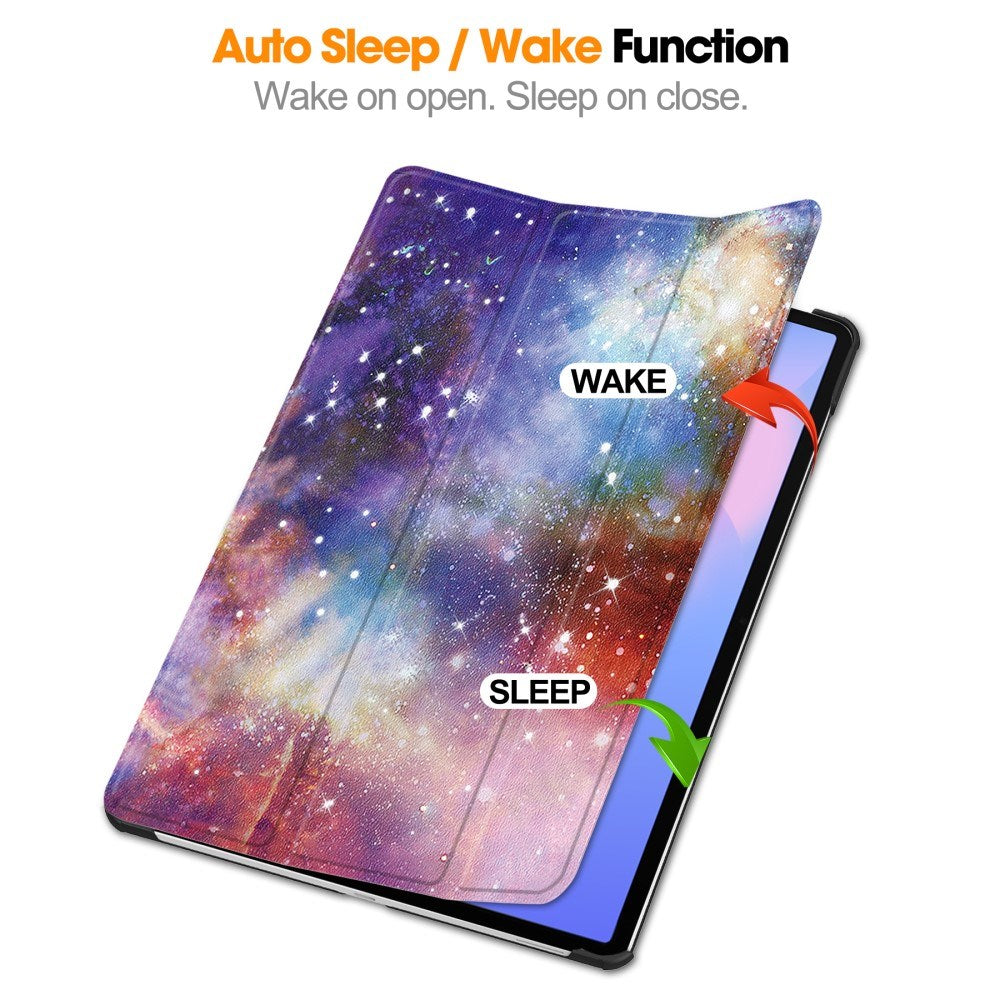 Samsung Galaxy Tab S10 FE+ (Plus) - EIDERWOOD Tri-Fold Kunstlæder Flip Cover m. Mønster - Galakse