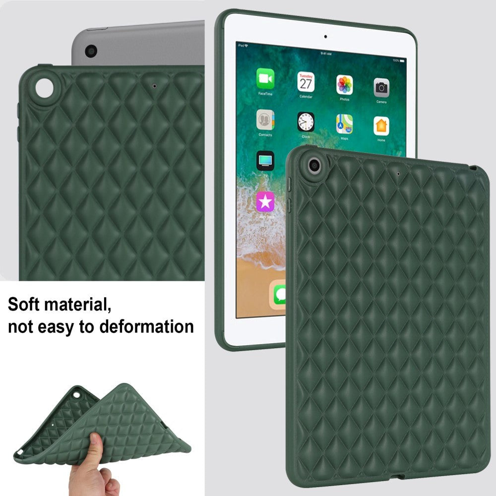iPad 9.7 (2018-2017) / iPad Air 2 Fleksibelt Plastik Tablet Cover - Rhombe Design - Grøn