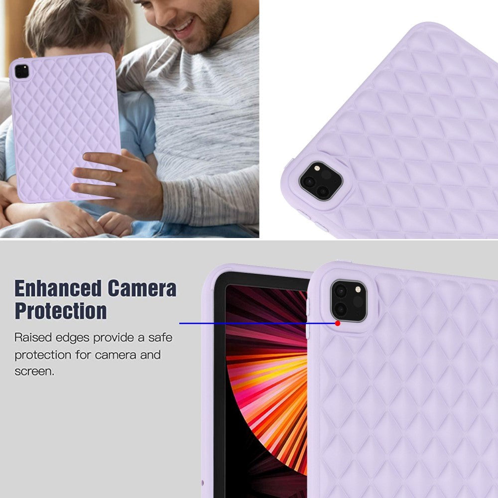 iPad Pro 11" ( 2022 / 2021 / 2020) Fleksibelt Plastik Tablet Cover - Rhombe Design - Lilla