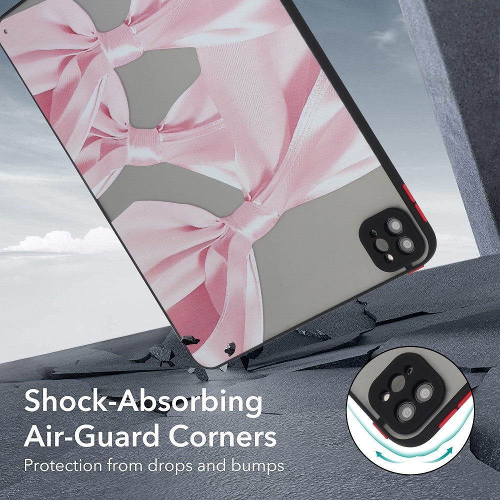 iPad Pro 11" (2022 / 2021 / 2020) Fleksibelt Plastik Bagside Cover - Mat Gennemsigtig / Lyserøde Butterfly