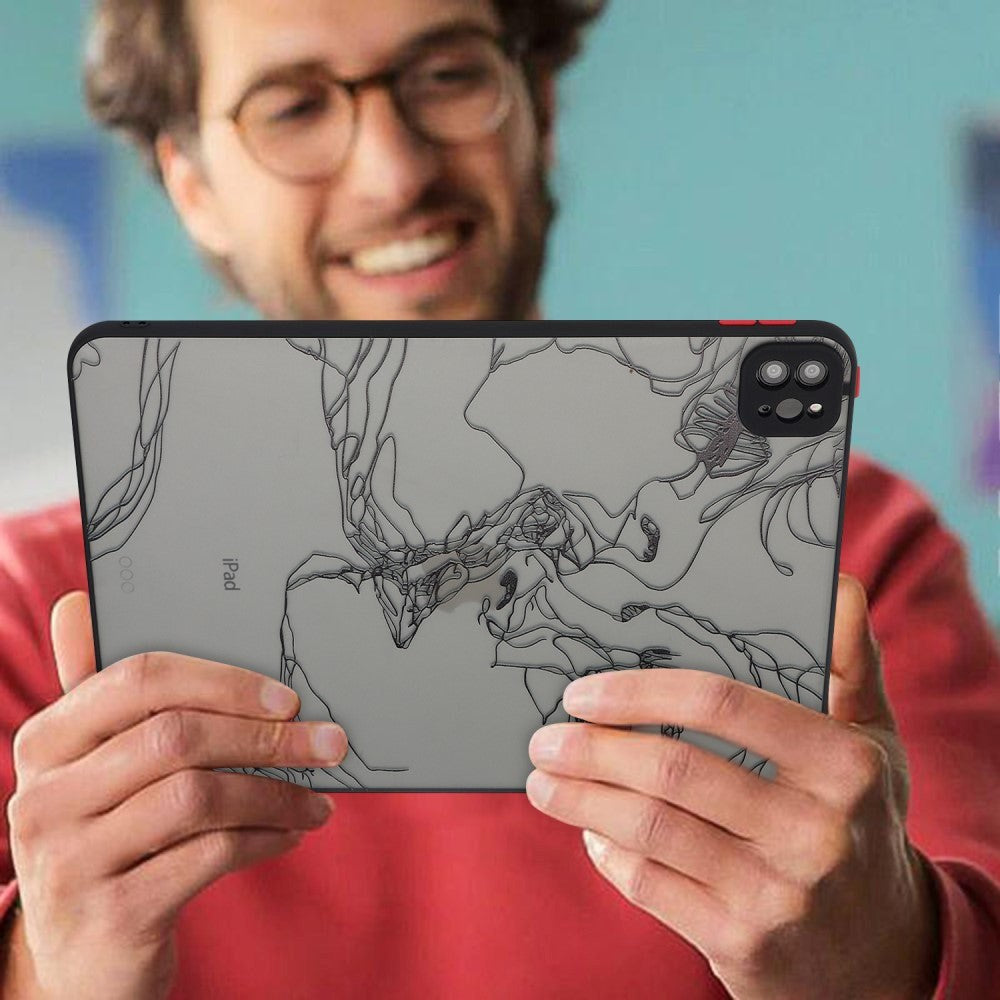 iPad Pro 11" (2022 / 2021 / 2020) Fleksibelt Plastik Bagside Cover - Mat Gennemsigtig / Ansigter