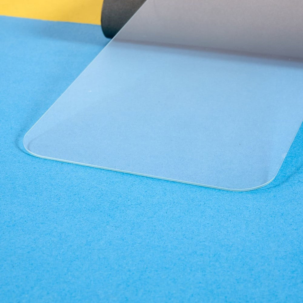 iPhone 15 Plus Glas Mobil Skærmbeskyttelse - Case Friendly - Gennemsigtig