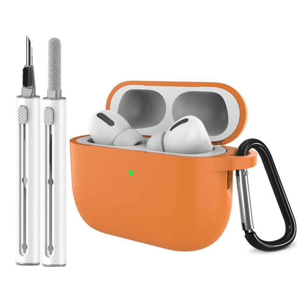 Silikone Cover til Apple AirPods Pro (3. gen.) - Karabinhage & Rengøringspen - Orange