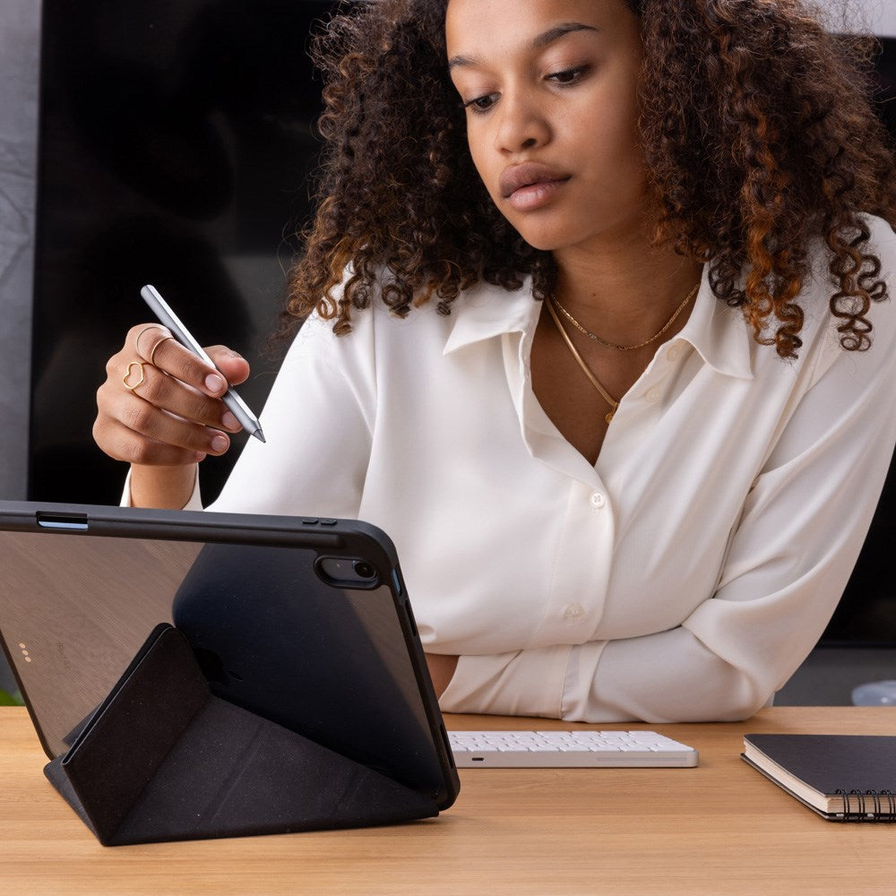 Epico iPad Pro 11" (2025 / 2024) Hero Flip Cover - Origami - Sort