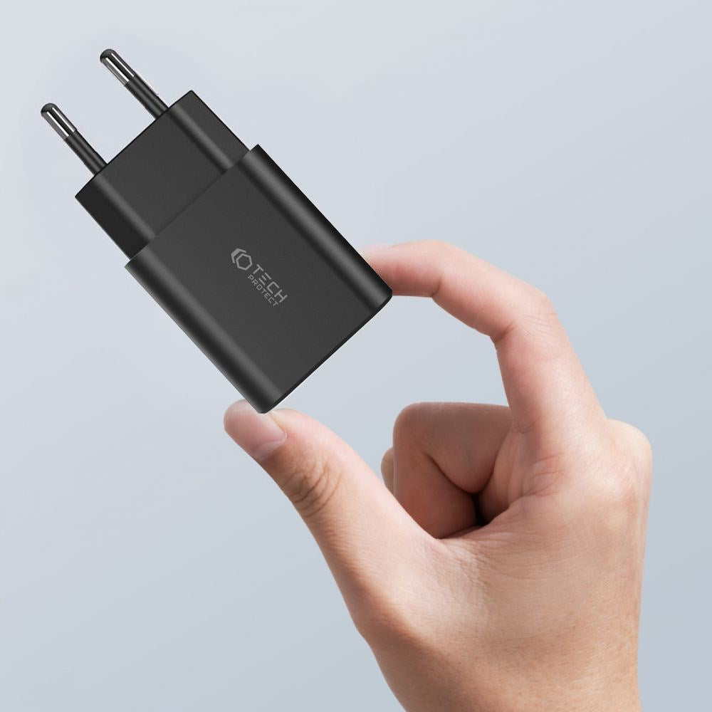 Tech-Protect Vægoplader 30W m. 1 x USB-A QC & 1 x USB-C PD - Sort