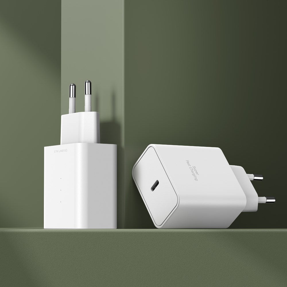 ËSSENTIALS by Upström 45W PD USB-C GaN Genanvendt Plast Vægoplader - Hvid
