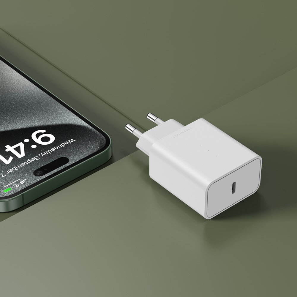 ËSSENTIALS by Upström 45W PD USB-C GaN Genanvendt Plast Vægoplader - Hvid