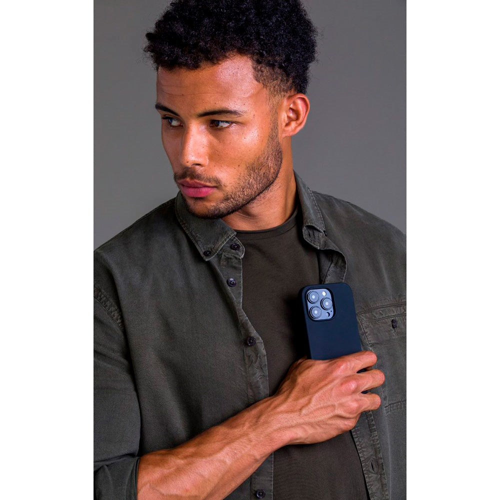 iPhone 14 Pro dbramante1928 Greenland Bagside Cover - 100% Genbrugsplastik - Night Black