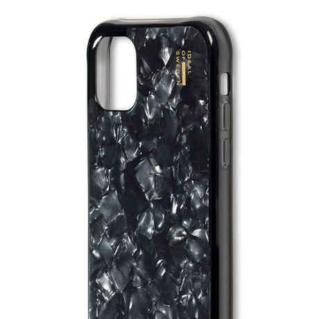 iDeal Of Sweden iPhone 11 Pearlized Cover - Black