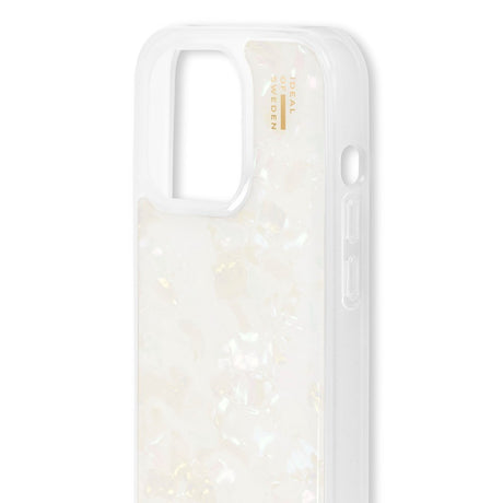 iDeal Of Sweden iPhone 15 Pearlized Cover - White