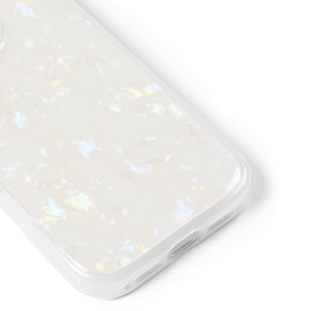 iDeal Of Sweden iPhone 16 Pro Pearlized Cover - White