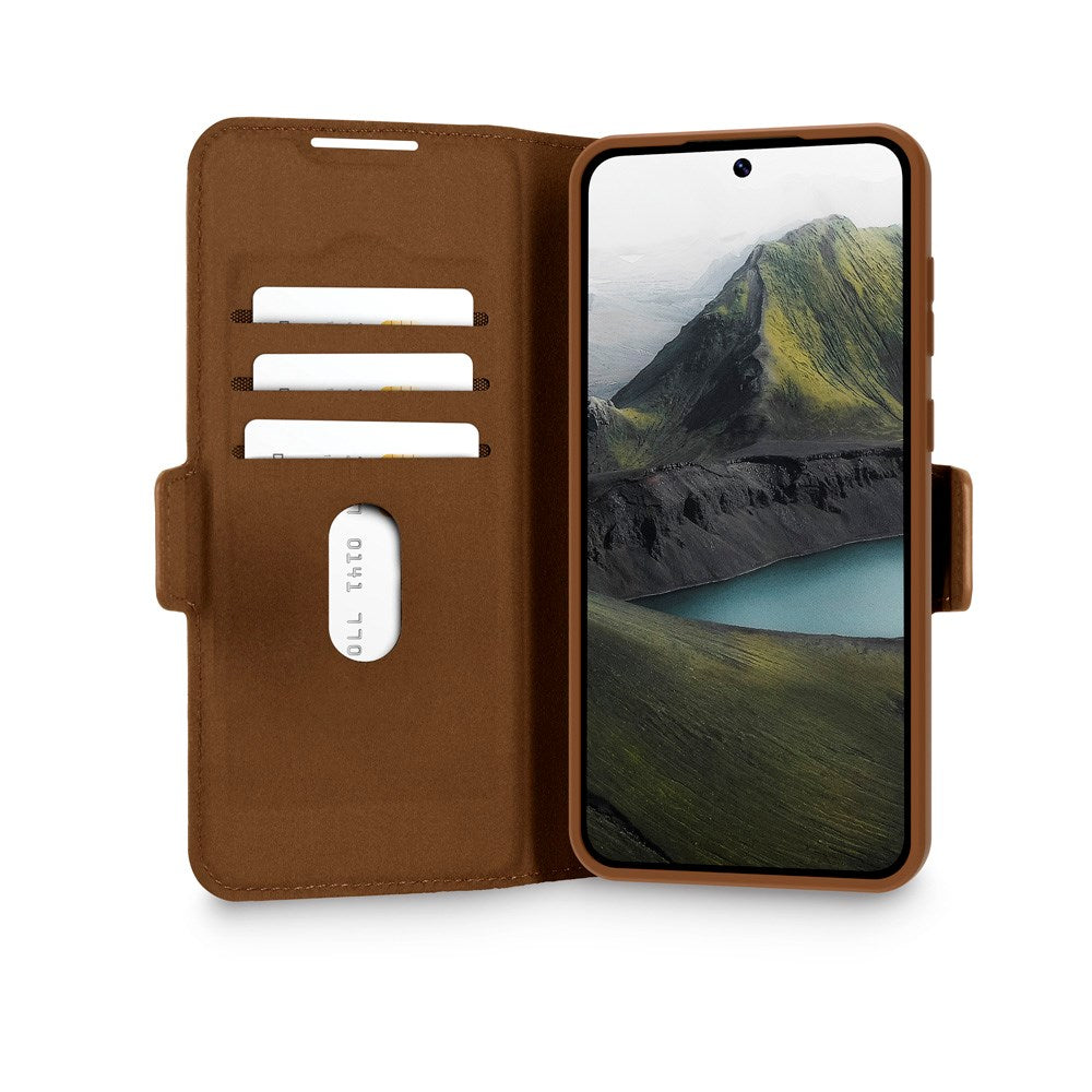 Samsung Galaxy A56 (5G) dbramante1928 Oslo Pro Slim Flip Cover m. Kortholder - Genbrugsmaterialer - Brun