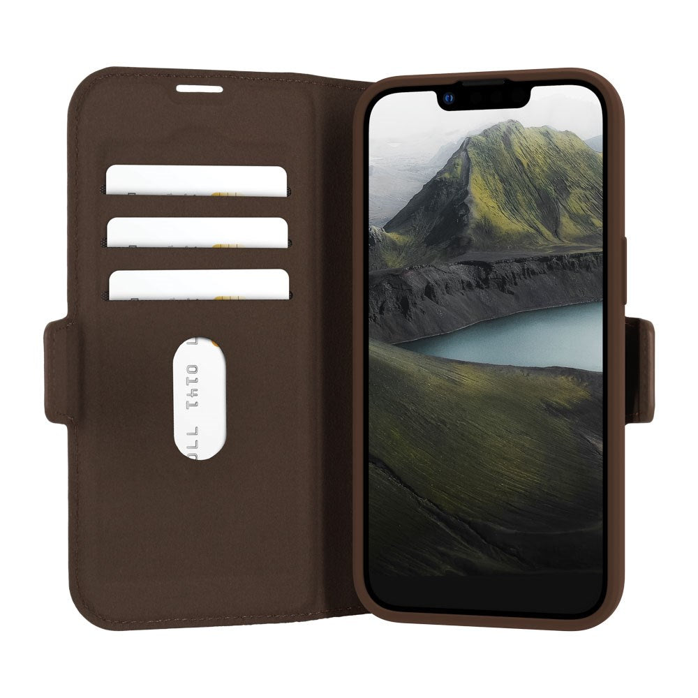 iPhone 16e dbramante1928 Oslo Pro Slim Flip Cover m. Kortholder - Genbrugsmaterialer - Dark Tan
