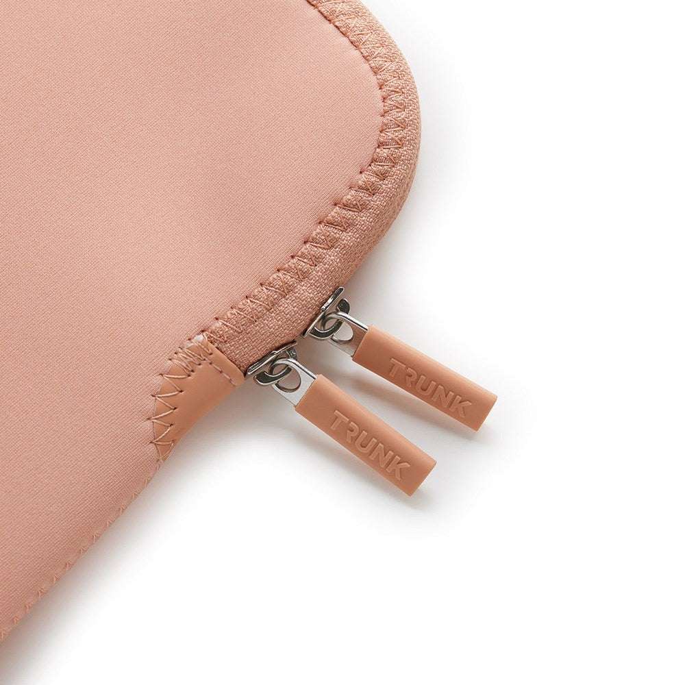 Trunk - Neoprene Sleeve - MacBook 15" (34 x 23.5 x 1 cm) - Coral Pearl