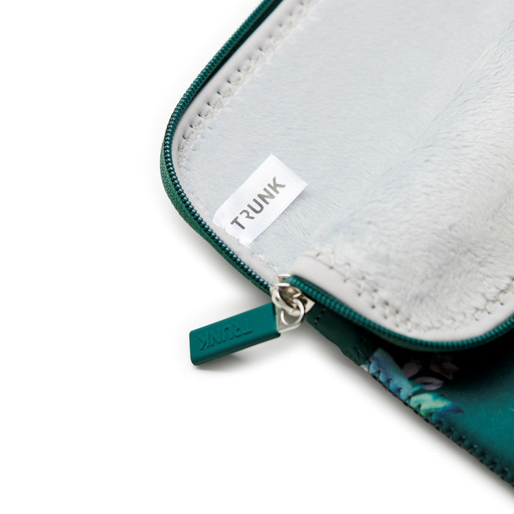 Trunk - Neoprene Sleeve - MacBook 13" (30.5 x 21.5 x 1.5 cm) - Sweet Power Green Flower