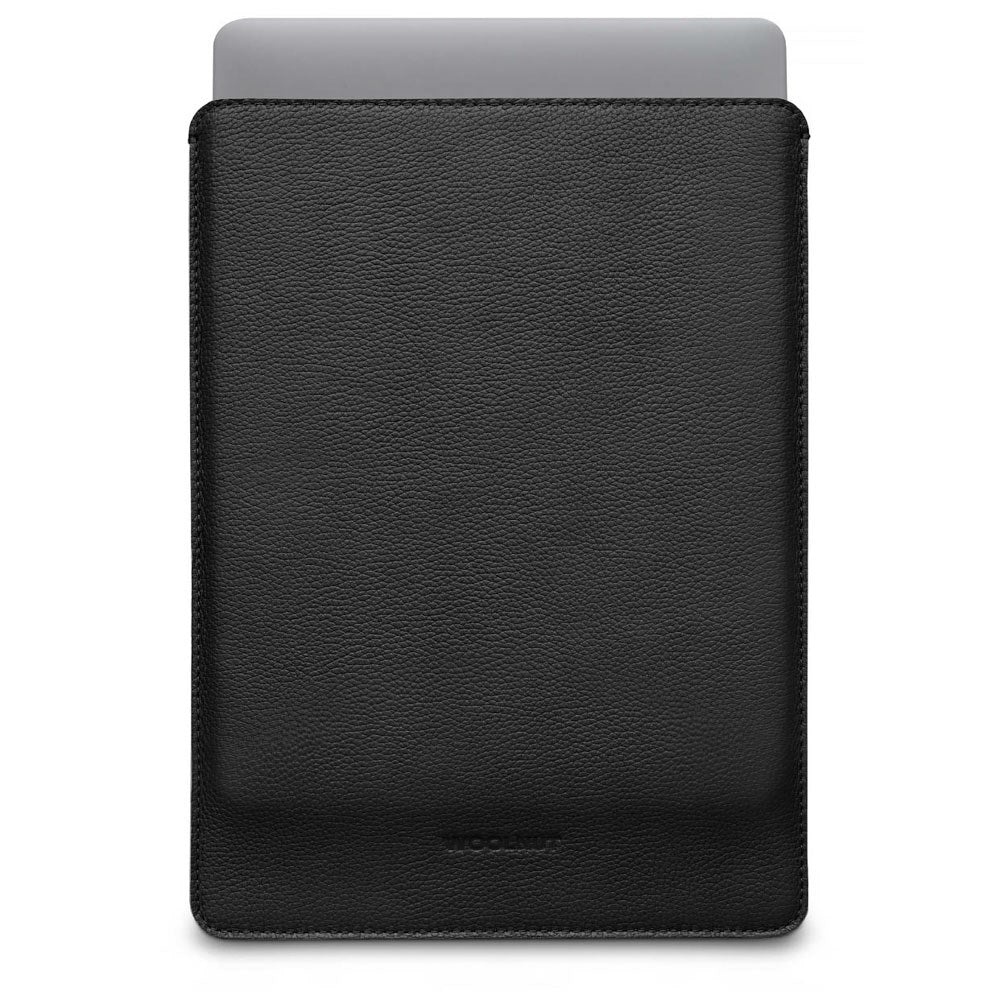 Woolnut Ægte Læder Sleeve til MacBook Pro 14" M5 / M4 / M3 / M2 / M1 (2025 / 2021) - 24.5 x 33 cm - Sort