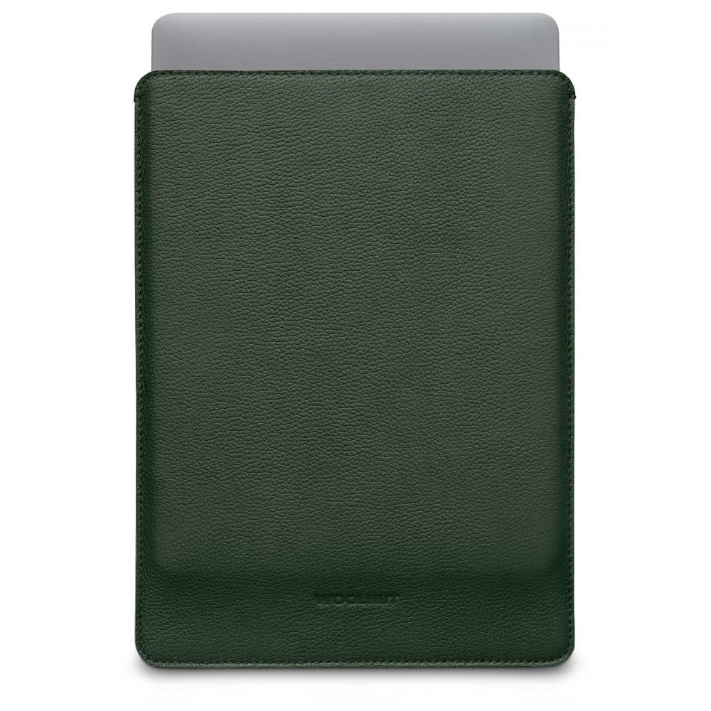 Woolnut Ægte Læder Sleeve til MacBook Pro 14" M5 / M4 / M3 / M2 / M1 (2025 / 2021) - 24.5 x 33 cm - Grøn