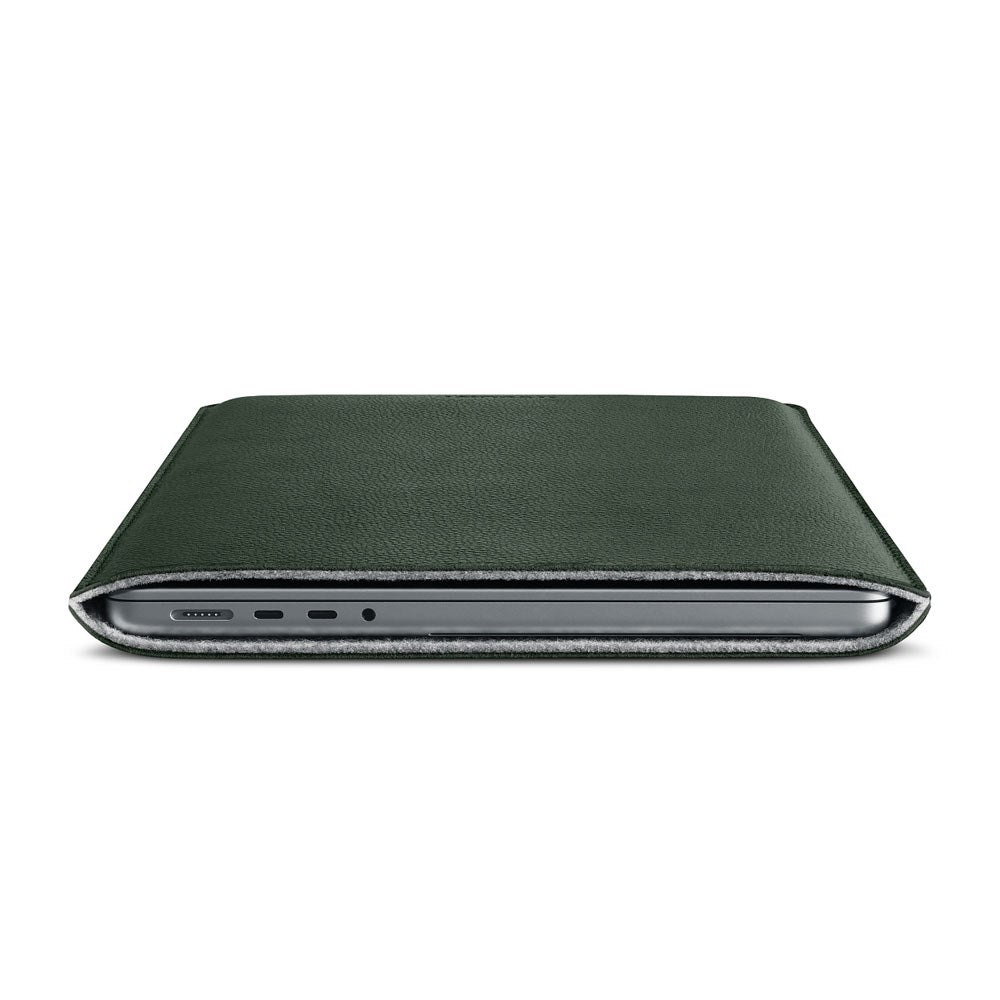 Woolnut Ægte Læder Sleeve til MacBook Pro 14" M5 / M4 / M3 / M2 / M1 (2025 / 2021) - 24.5 x 33 cm - Grøn
