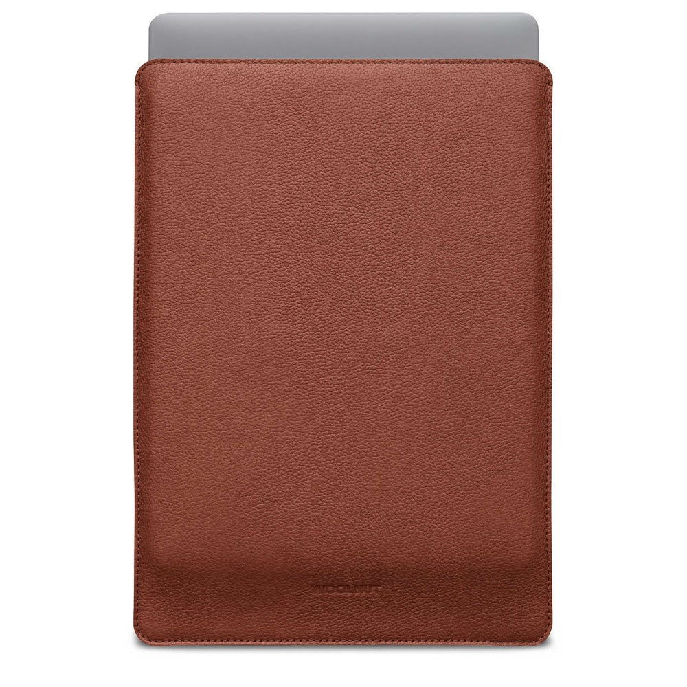 Woolnut Ægte Læder Sleeve til MacBook Pro 16" M4 / M3 / M2 / M1 (2024 - 2021) - 27.5 x 37.5 cm - Brun