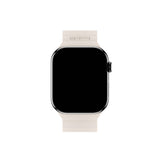 Apple Watch (38/40/SE/41/42mm) Holdit Silikone Rem m. Magnetlukning - Lys Beige / Beige