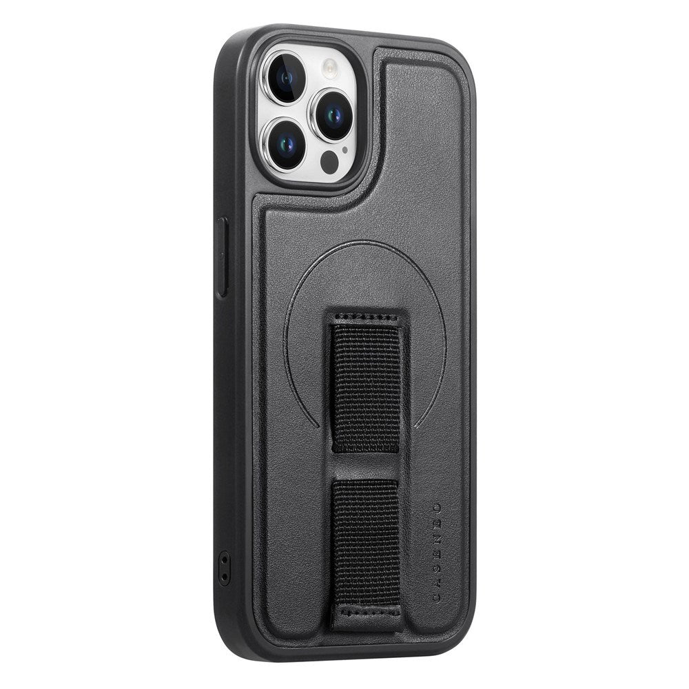 iPhone 12 / 12 Pro - Hårdt Plastik Cover m. Kunstlæder Bagside & Fingerrem - MagSafe Kompatibel - Sort