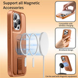 iPhone 15 Pro - Hårdt Plastik Cover m. Kunstlæder Bagside & Fingerrem - MagSafe Kompatibel - Brun