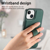 iPhone 15 - Hårdt Plastik Cover m. Kunstlæder Bagside & Fingerrem - MagSafe Kompatibel - Grøn