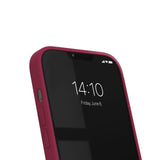 iDeal Of Sweden Silicone Cover til iPhone 16e / 15 / 14 / 13 - Cranberry