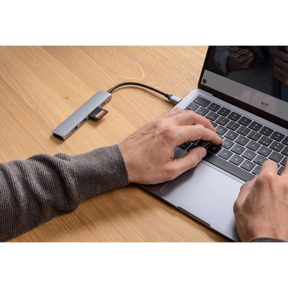 Epico 6-i-1 Aluminium 8K USB-C Hub - Space Grey
